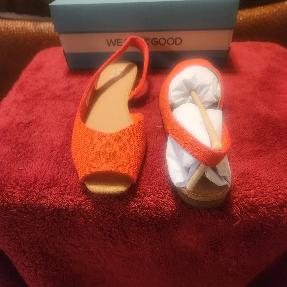 Toms Women's Vibrant Orange Espadrilles - Picture 1 of 4